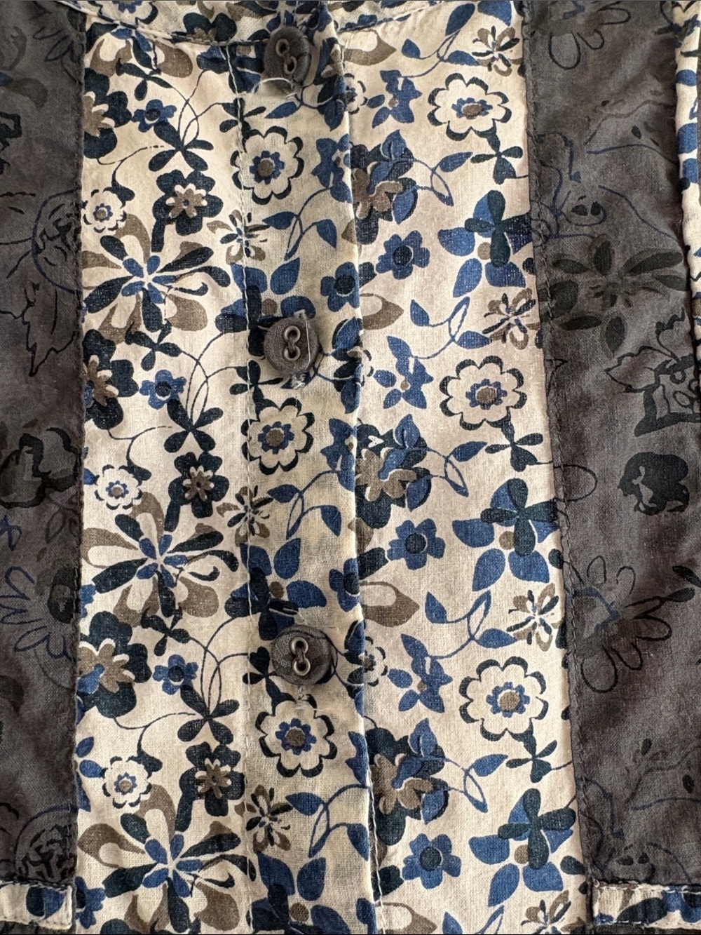 Sundance Top With Lovely Details - Picture 3 of 11